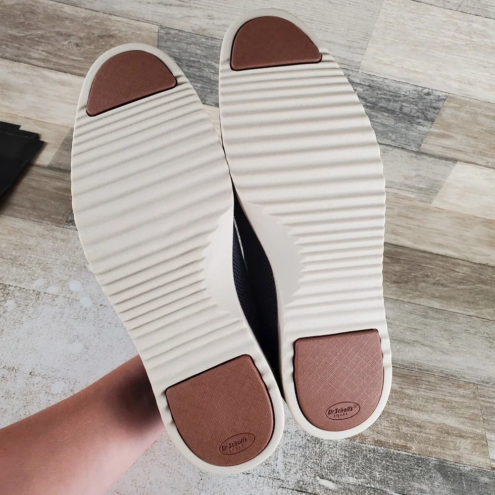 Dr. Scholls new without